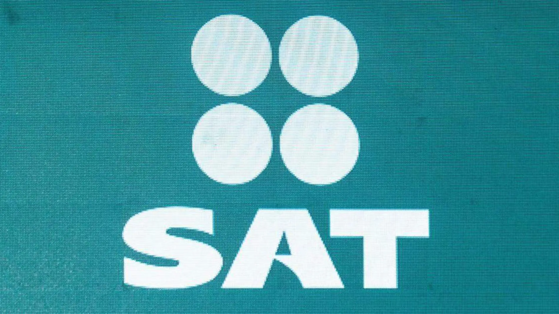 El SAT es el organismo encargado de vigilar que los recursos que circulan por el país hayan sido obtenidos de manera lícita